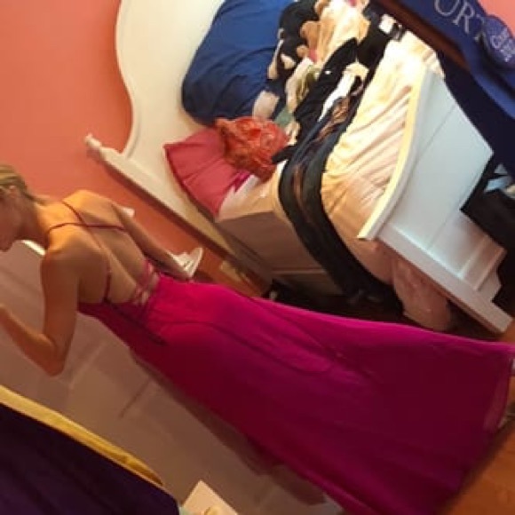 1 LEFT LULUS RUFFLE SLIT MAGENTA MAXI 💞SO PRETTY - Picture 6 of 8